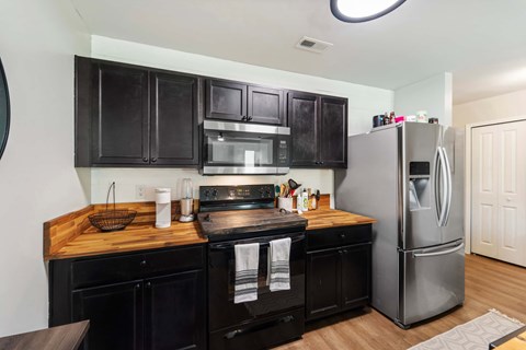 206 New Home Place 3 Beds Apartment for Rent