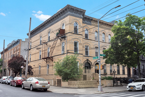 240 St. Nicholas 2 Beds Apartment for Rent