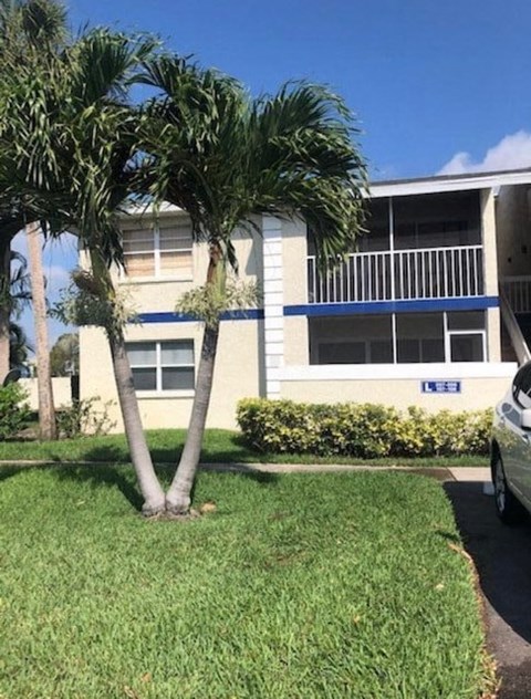 2052  1526 Royal Green L-107 2 Beds Apartment for Rent