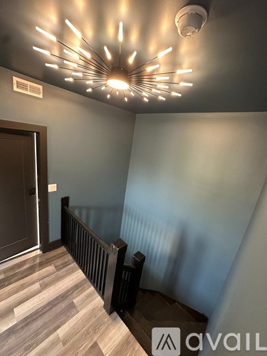 5131 West Roscoe Street 3 Beds Apartment for Rent