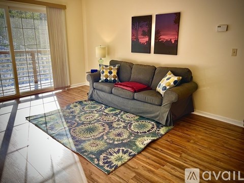 267 Hildred Drive 2 Beds Apartment for Rent