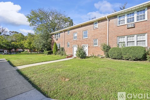 364 Westwood Avenue 2 Beds Apartment for Rent