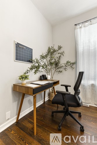 2636 Madison Avenue 3 Beds Apartment for Rent