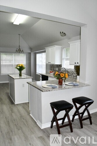 4105 Cambridge Drive 3 Beds Apartment for Rent