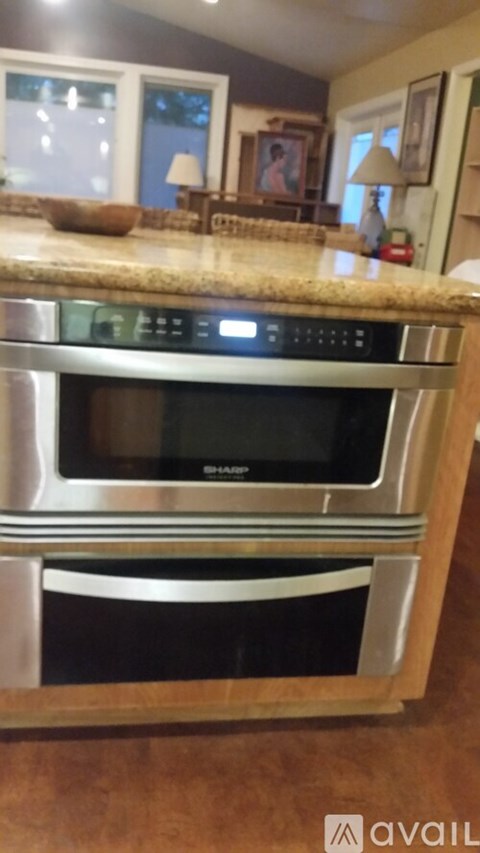 $850 Shared Housing On Glenbrook Drive 3 Beds Apartment for Rent