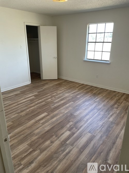 Source URL: https://prod-avail.s3.amazonaws.com/public_images/41500491/listing/tempImageCMzMKW.jpg