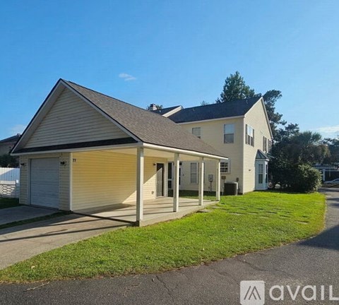 77 Regent Avenue 4 Beds Apartment for Rent