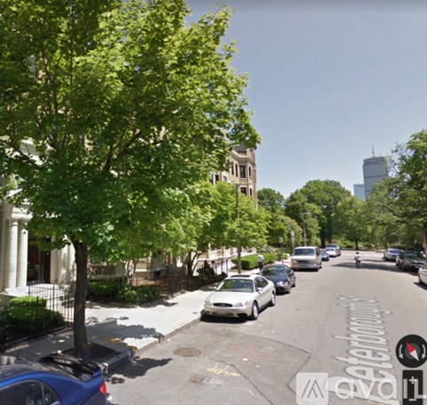 11 Peterborough St 2 Beds Apartment for Rent