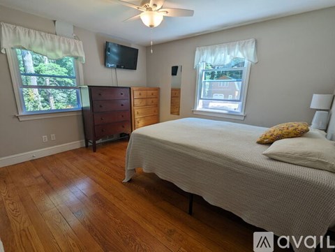 279 Maple Street 3 Beds Apartment for Rent