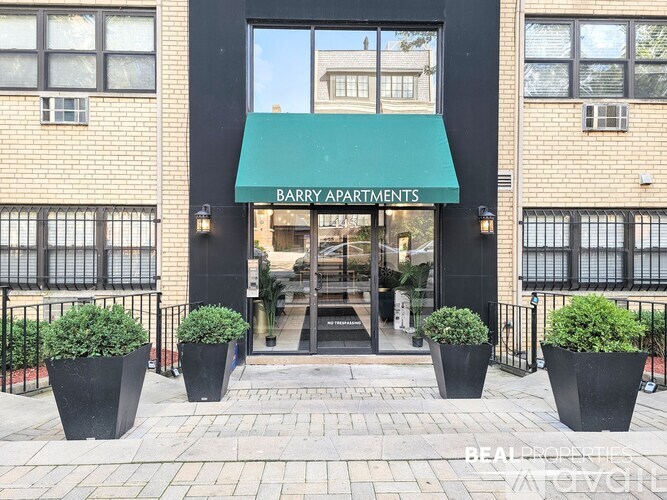 445 W Barry Ave Studio Apartment, Condo for Rent - Photo gallery 4
