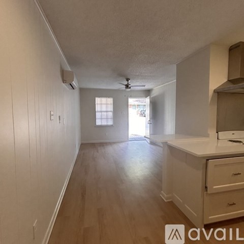 819 Center Street 1 Apartment for Rent
