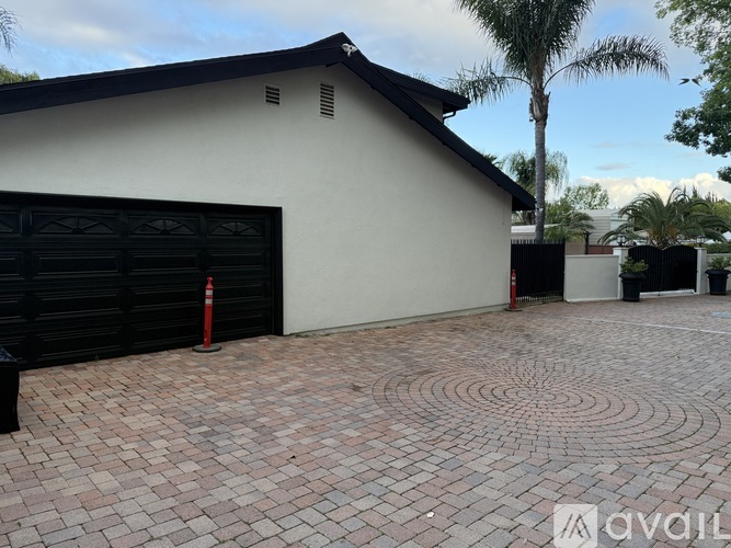 17808 Plummer Street 2 Beds Single Family Home for Rent - Photo gallery 2