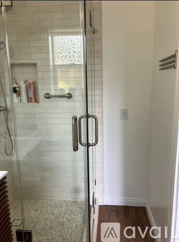 Hazelwood Drive 1 Single Family Home for Rent - Photo gallery 1