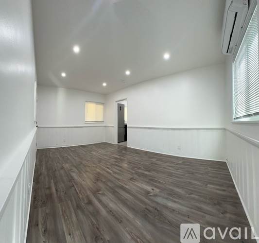 1-bedroom apartment at Toluca Terrace Apartments in Burbank in Burbank, CA
