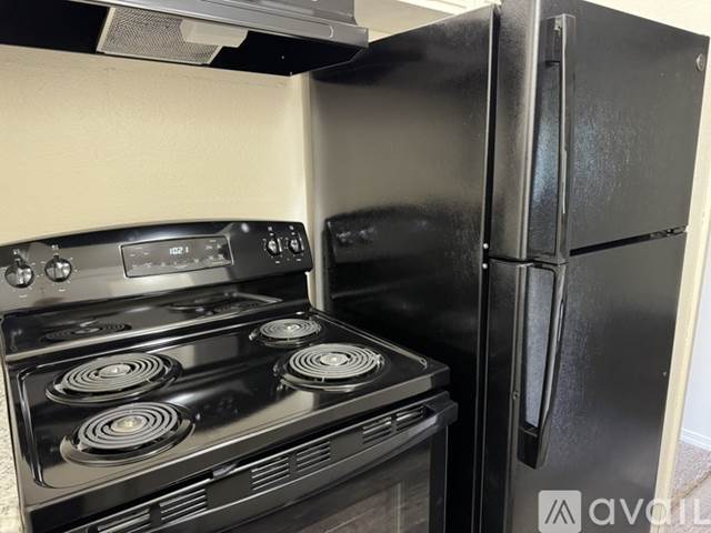 1-bedroom apartment at 4886 Silverton Rd NE in Salem, OR