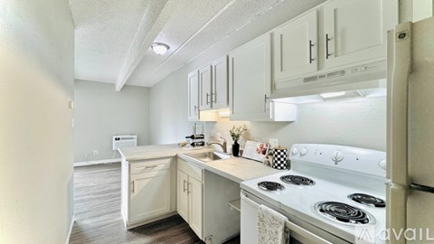 Source URL: https://prod-avail.s3.amazonaws.com/public_images/41934769/listing/Kitchen.png