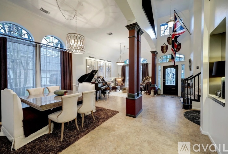 Source URL: https://prod-avail.s3.amazonaws.com/public_images/41716268/listing/Screenshot_20230410_231553_realtorcom.jpg