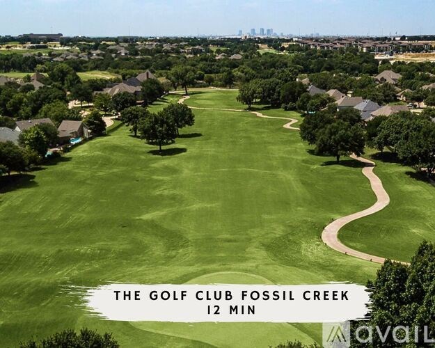 A golf course named The Golf Club Fossil Creek.