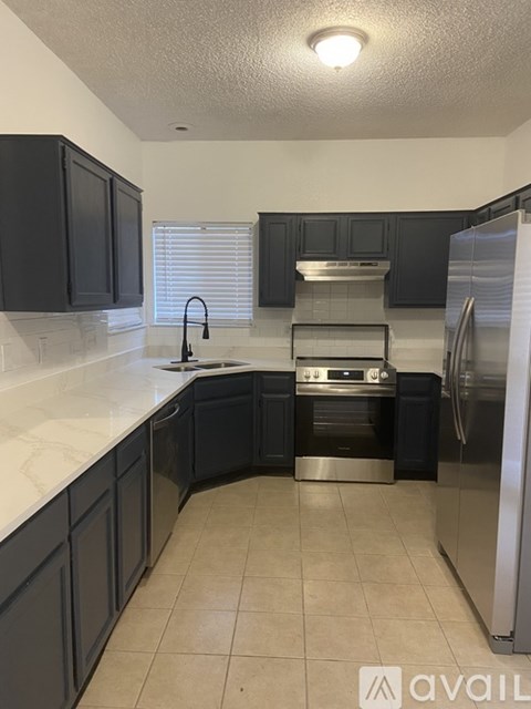 1202 Cresent Cir 3 Beds Apartment for Rent