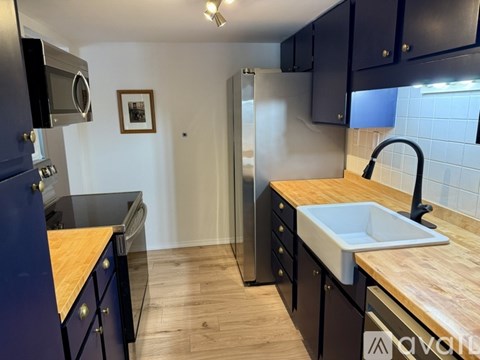 125 Kennedy Dr 2 Beds Apartment for Rent
