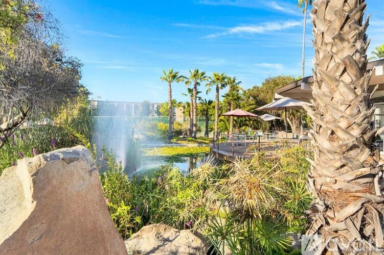 Source URL: https://prod-avail.s3.amazonaws.com/public_images/41516046/listing/68-web-or-mls-Radiate_3050RueDorleansUnit305-73.jpg