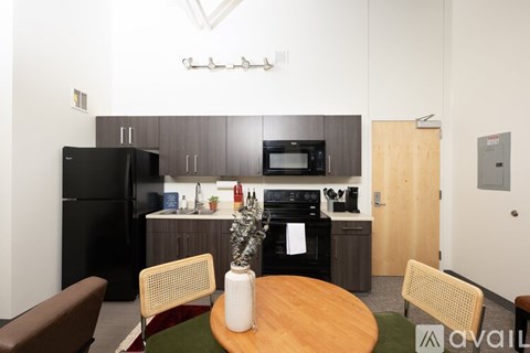 1125 N 9Th St 2 Beds Apartment for Rent