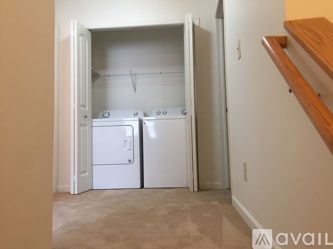 1135 Ridge Creek Cir photo