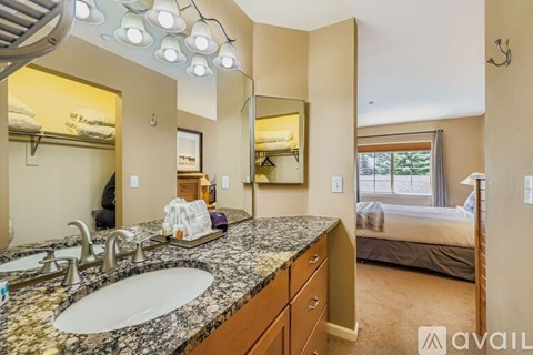 233 Pelican Cir 2 Beds Apartment for Rent