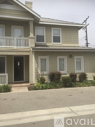 753 E Port Hueneme Rd 3 Beds Apartment for Rent