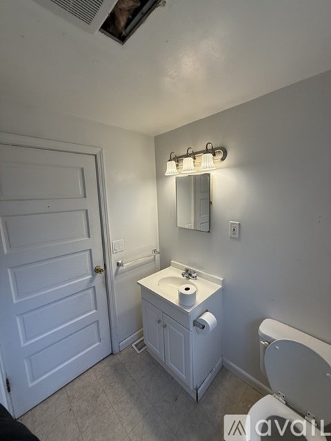 1911 8Th St 3 Beds Apartment for Rent