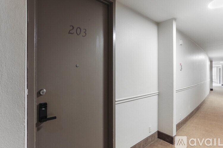 Source URL: https://prod-avail.s3.amazonaws.com/public_images/41509907/listing/10-web-or-mls-Radiate_3050RueD_OrleansUnit360-9.jpg