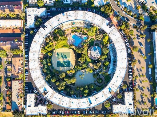 Source URL: https://prod-avail.s3.amazonaws.com/public_images/41510151/listing/71-web-or-mls-Radiate_3050RueDorleansUnit305-76.jpg