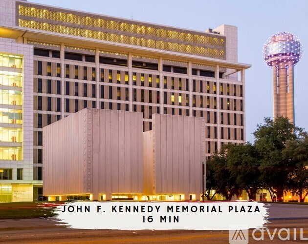John F. Kennedy Memorial Plaza is a 16-minute walk.