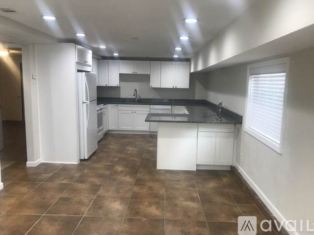 2-bedroom apartment at 705 Church Street in Galveston, TX
