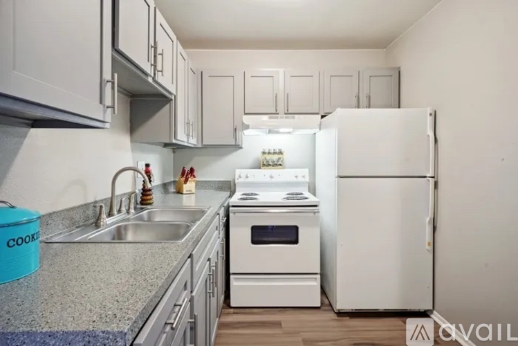 Source URL: https://prod-avail.s3.amazonaws.com/public_images/41935876/listing/Kitchen_4.png