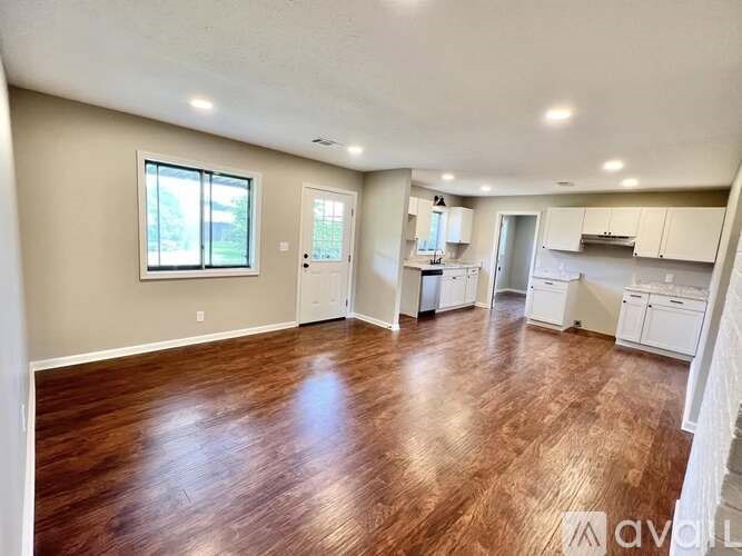 Source URL: https://prod-avail.s3.amazonaws.com/public_images/41510430/listing/420662391_7326213504104017_399189102483637565_n.jpg