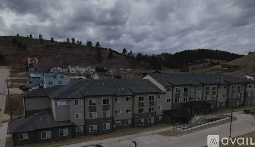A cloudy day at the apartment complex.
