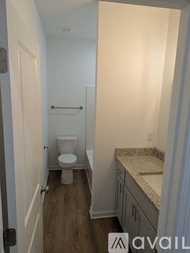 5 Scott St 3 Beds Apartment for Rent