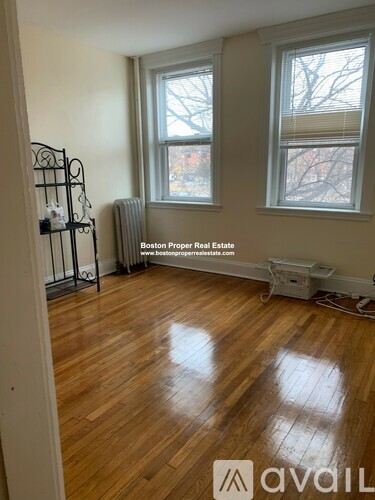 352 Riverway 2 Beds Apartment for Rent - Photo gallery 1