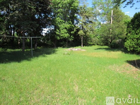 5936 Elmhurst Avenue 4 Beds Apartment for Rent