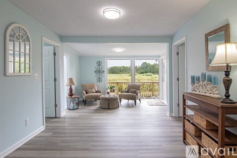 259 N Hills Dr 3 Beds Apartment for Rent