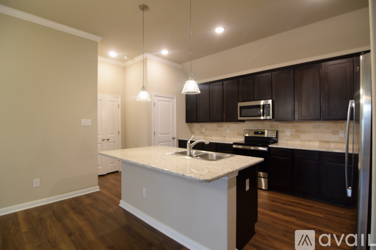 6136 Wheaton Loop 3 Beds Apartment, Single Family Home for Rent - Photo gallery 4