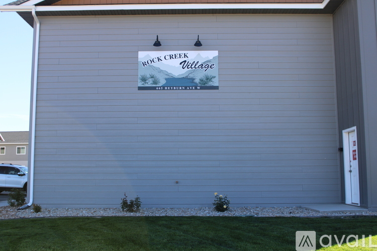 665 Heyburn Avenue West 3 Beds Apartment for Rent - Photo gallery 5