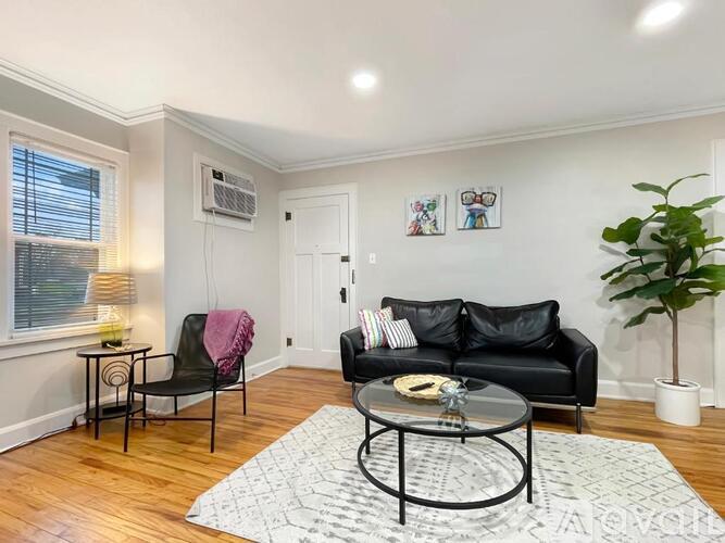 4009 University Avenue 1 Apartment for Rent - Photo gallery 3
