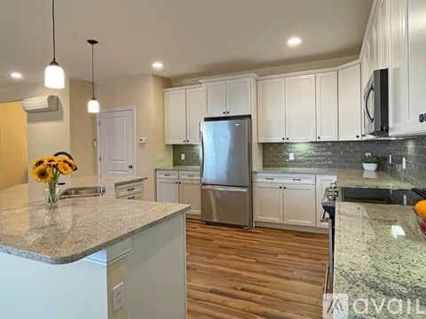 132 Stillwater Lane 2 Beds Apartment for Rent