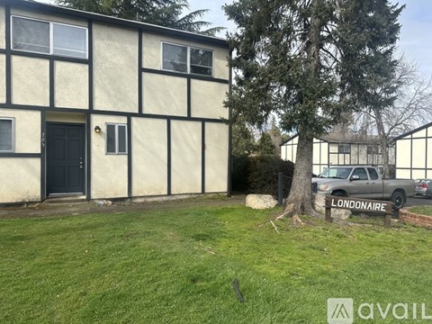 795 Park St 4 Beds Apartment for Rent
