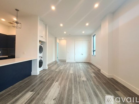 715 Park Ave 2 Beds Apartment for Rent