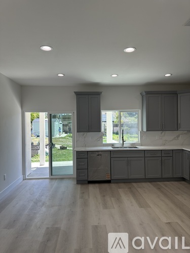 9313 Marchand Avenue 3 Beds Apartment, Single Family Home for Rent - Photo gallery 4