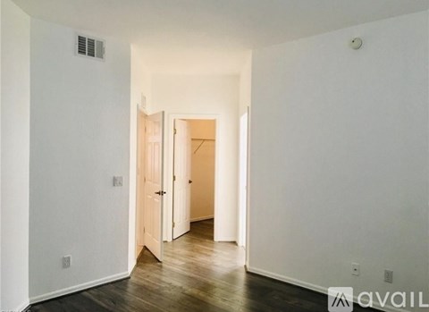 4255 Liron Avenue 3 Beds Apartment for Rent