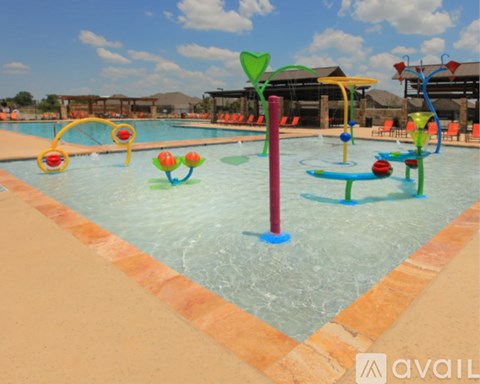 A pool with a blue and red pole in the middle of it.